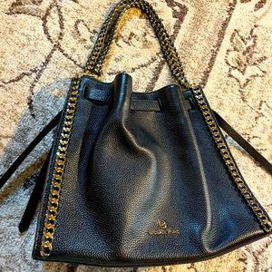 NWOT 🤍  Michael Kors Tote / Shoulder Bag Black and Gold
